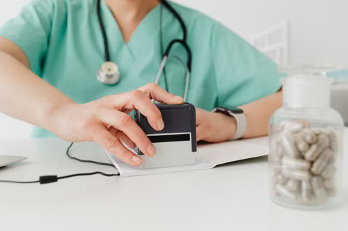 What a Medical Answering Service Can and Cannot Say to a Caller?